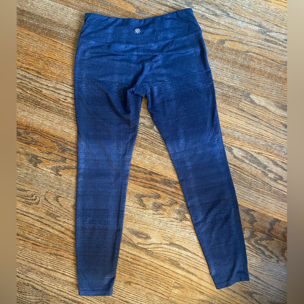 Blue leggings